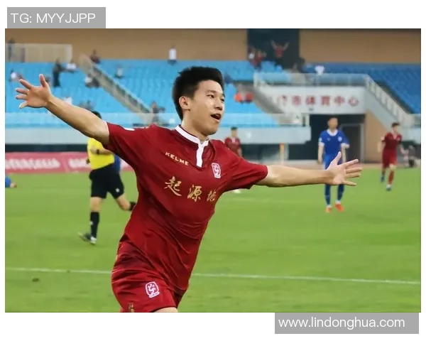 河北精英迎战四川球队力争胜利展现团队实力与战术配合